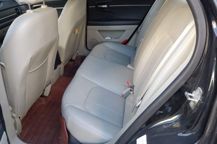 Used BAIC Senova D50 2014 1.5L manual comfort version Left Rear Seat