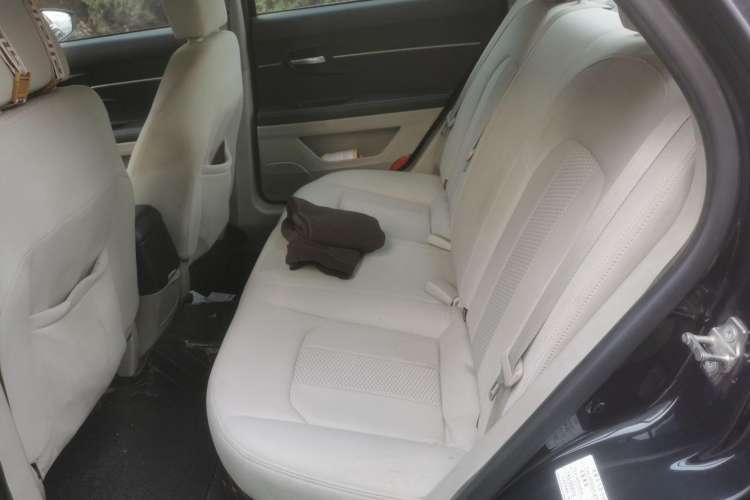 Used BAIC Senova D50 2014 1.5L manual standard version Left Rear Seat