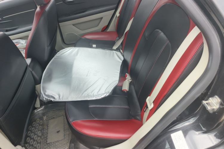 Used BAIC Senova D50 2014 1.5L manual standard version Left Rear Seat