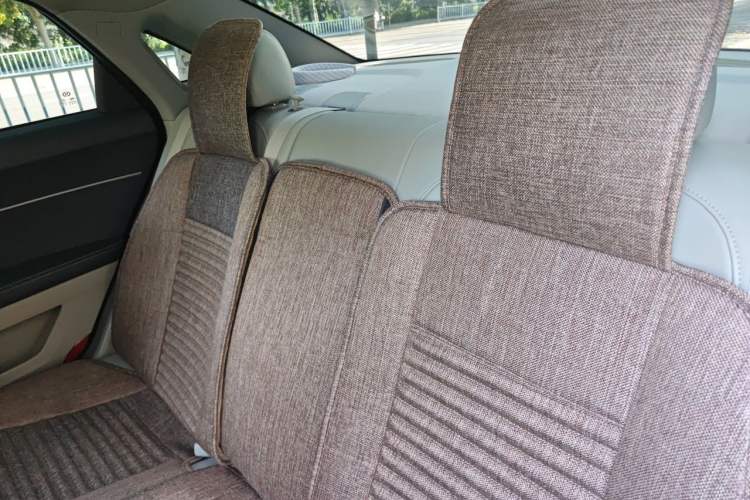 Used BAIC Senova D50 2014 1.5L manual comfort version Left Rear Seat