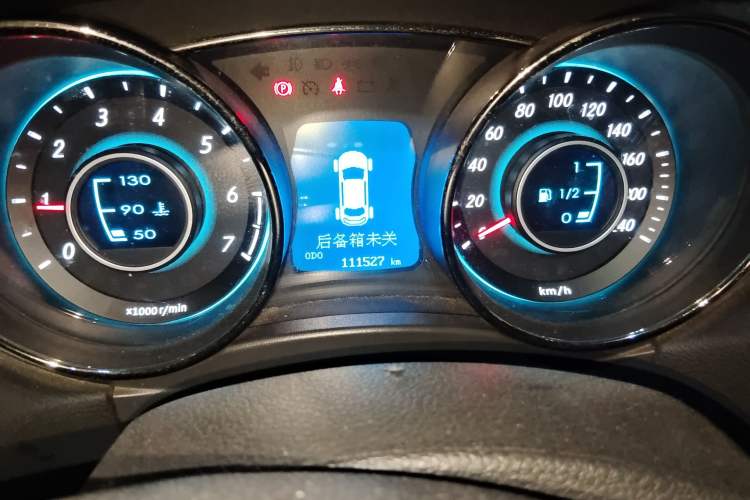 Used BAIC Senova D50 2014 1.5L manual standard version Odometer Close Up