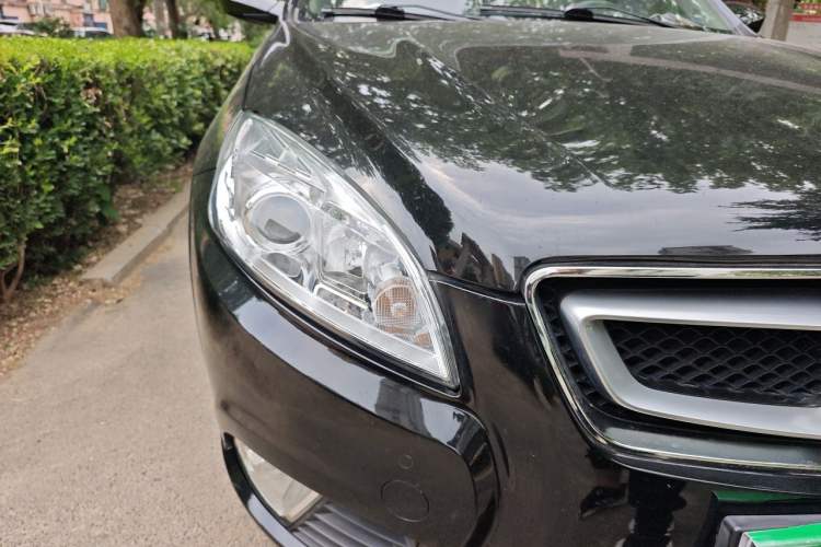 Used BAIC Senova D50 2014 1.5L manual comfort version Right Front Headlight