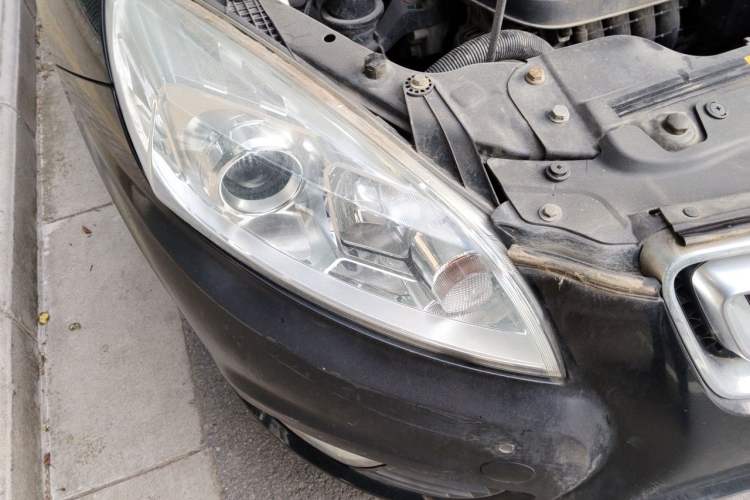 Used BAIC Senova D50 2014 1.5L manual comfort version Right Front Headlight