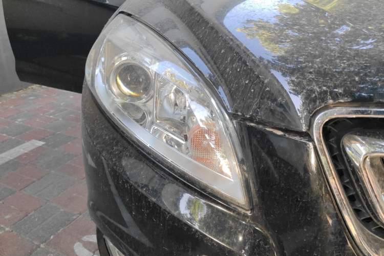 Used BAIC Senova D50 2014 1.5L manual comfort version Right Front Headlight