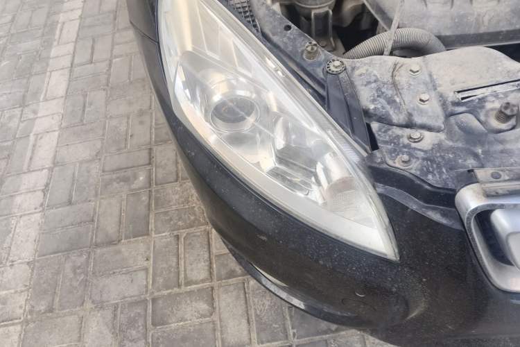 Used BAIC Senova D50 2014 1.5L manual comfort version Right Front Headlight