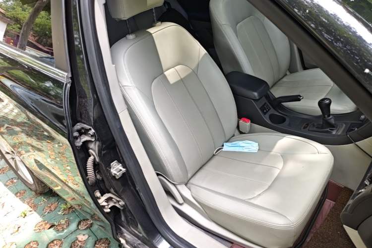 Used BAIC Senova D50 2014 1.5L manual comfort version Right Front Seat