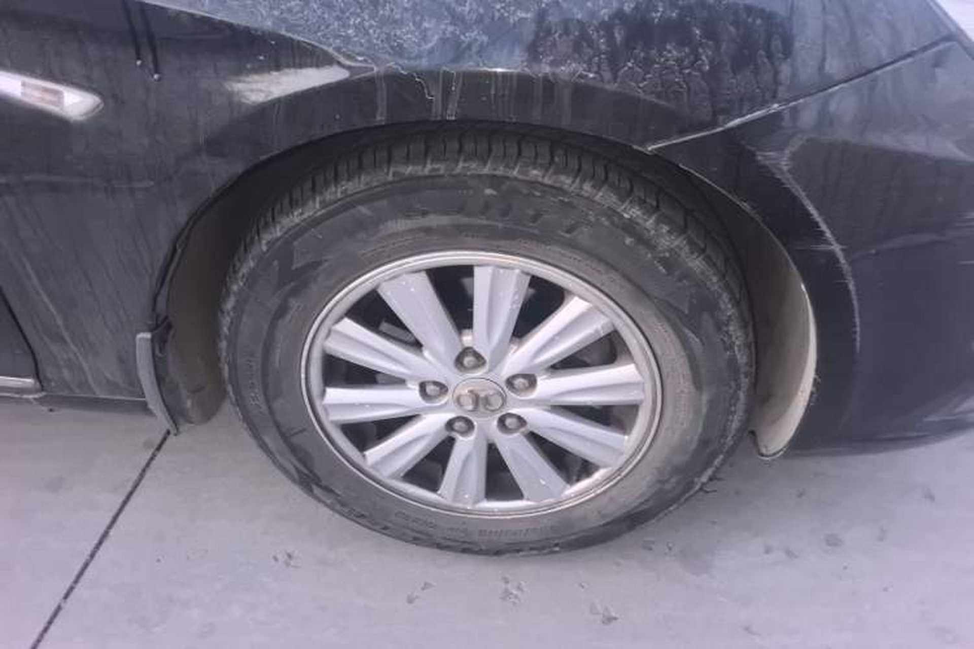 Used BAIC Senova D50 2014 1.5L manual standard version Right Front Wheel Hub