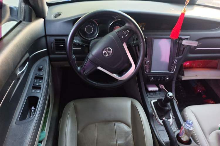 Used BAIC Senova D50 2014 1.5L manual comfort version Steering Wheel