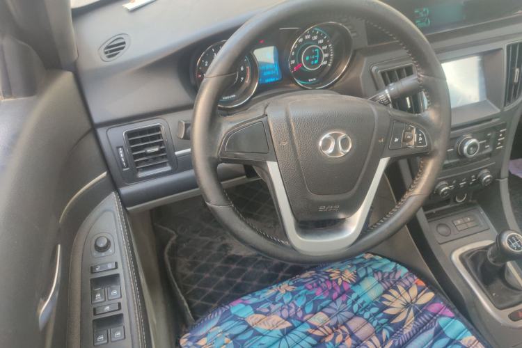Used BAIC Senova D50 2014 1.5L manual comfort version Steering Wheel