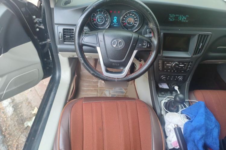 Used BAIC Senova D50 2014 1.5L manual comfort version Steering Wheel