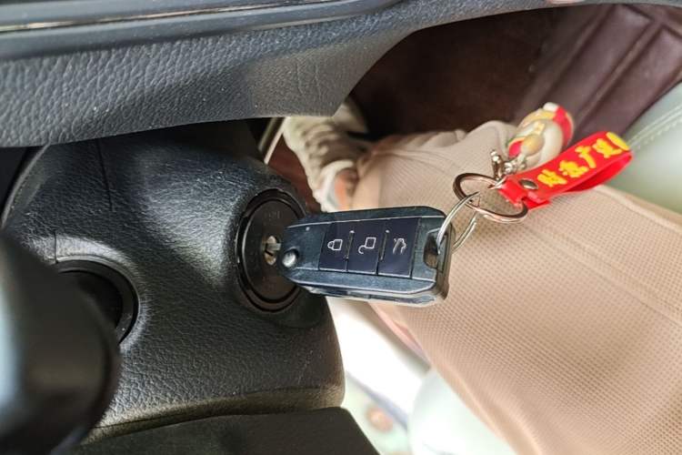 Used BAIC Senova D50 2014 1.5L manual comfort version Vehicle Key