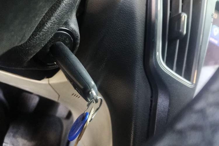 Used BAIC Senova D50 2014 1.5L manual comfort version Vehicle Key