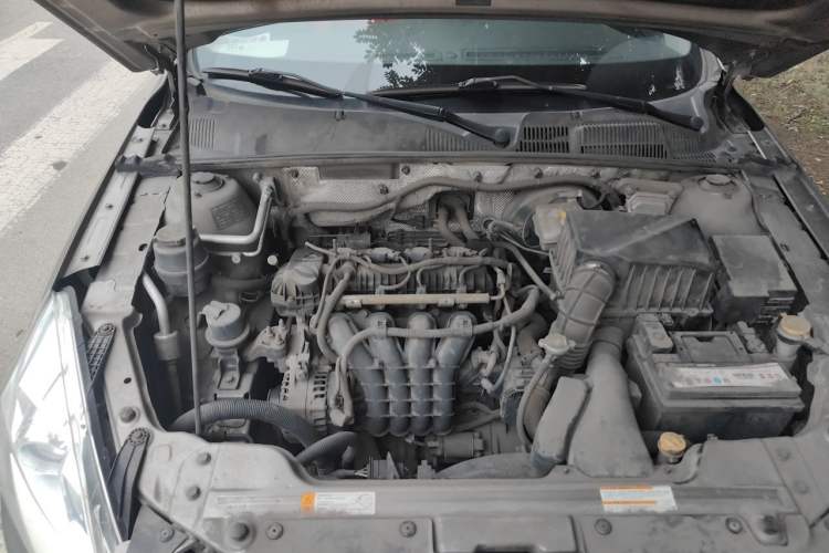 Used BAIC Senova D50 2014 1.5L manual comfort version Engine Bay Right