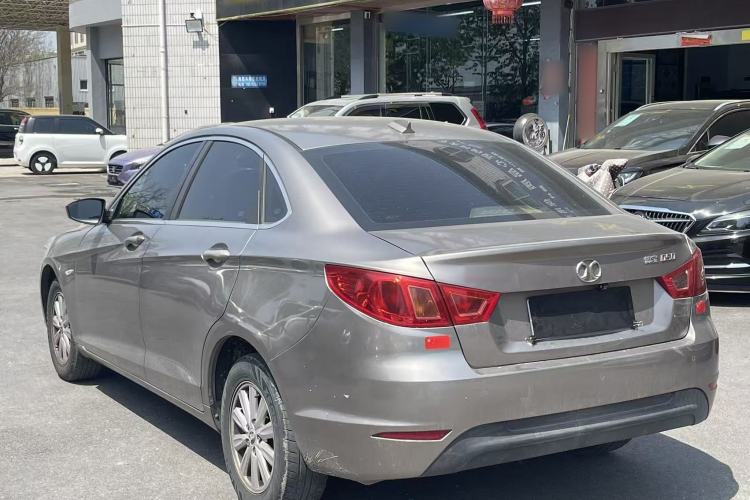 Used BAIC Senova D50 2014 1.5L CVT Standard Edition Exterior 4