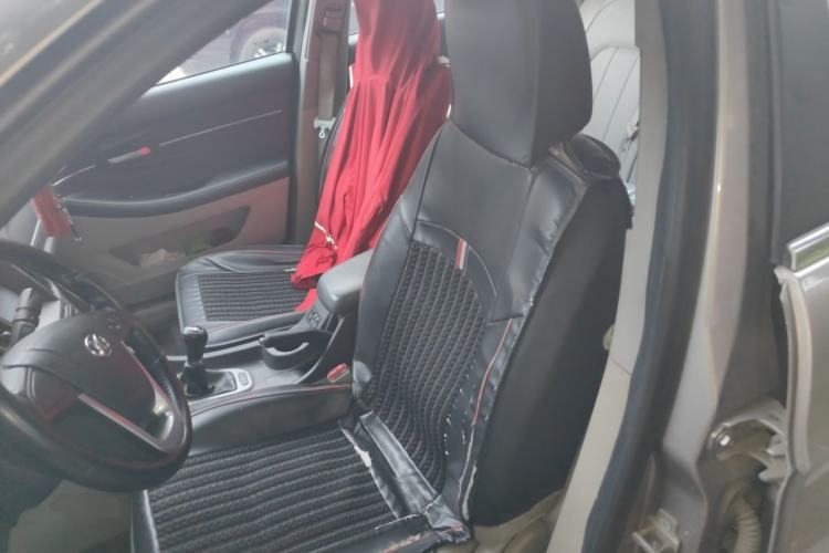 Used BAIC Senova D50 2014 1.5L manual comfort version Left Front Seat