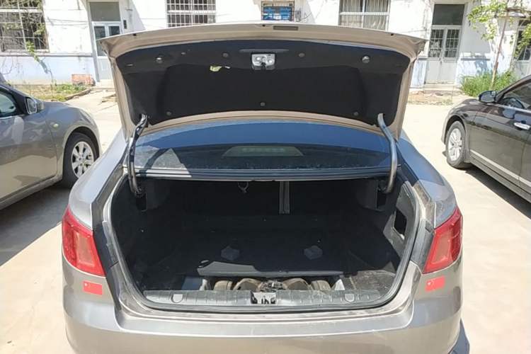 Used BAIC Senova D50 2014 1.5L CVT Standard Edition Trunk