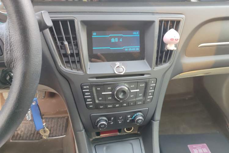 Used BAIC Senova D50 2014 1.5L manual standard version Audio And AC Panel