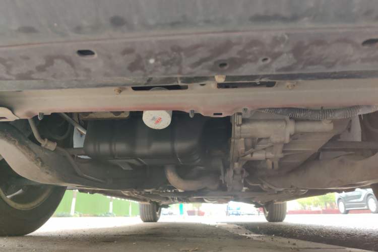 Used BAIC Senova D50 2014 1.5L manual standard version Chassis Front