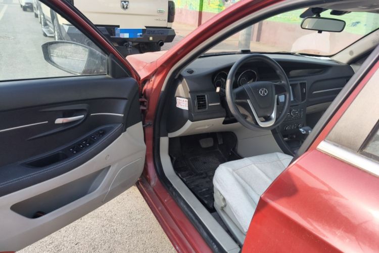 Used BAIC Senova D50 2014 1.5L CVT Standard Edition Driver Seat