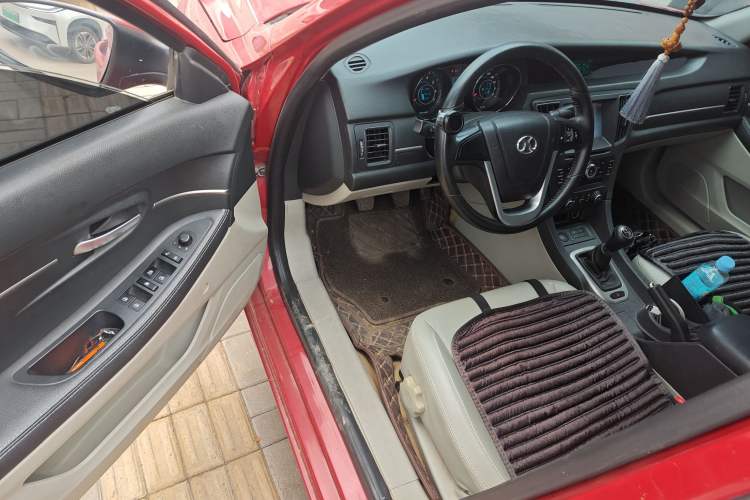 Used BAIC Senova D50 2014 1.5L manual comfort version Driver Seat