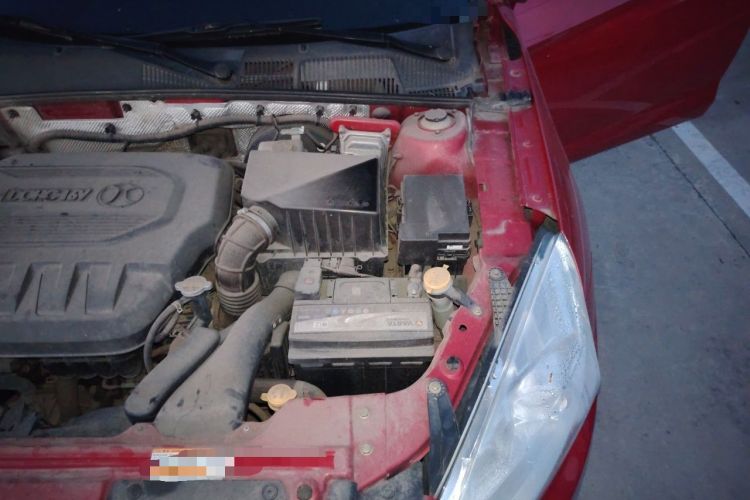 Used BAIC Senova D50 2014 1.5L manual standard version Engine Bay Left
