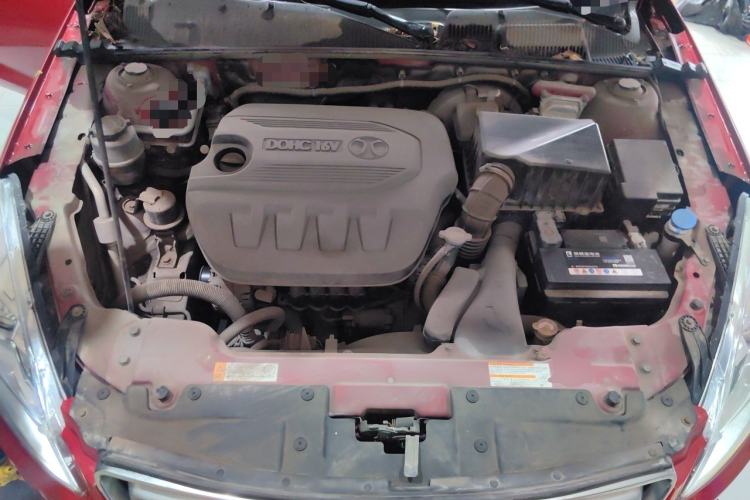 Used BAIC Senova D50 2014 1.5L CVT Standard Edition Engine Bay