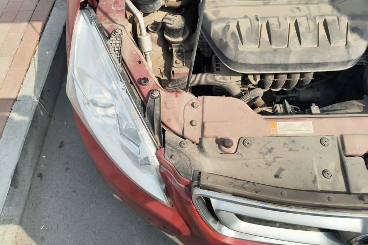 Used BAIC Senova D50 2014 1.5L CVT Standard Edition Engine Bay Right