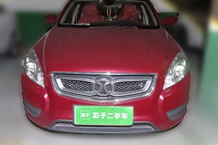 Used BAIC Senova D50 2014 1.5L manual standard version Front
