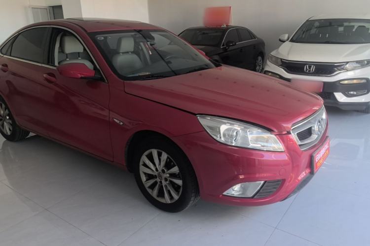 Used BAIC Senova D50 2014 1.5L manual comfort version Front Right 45 Deg