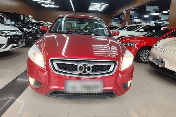 Used BAIC Senova D50 2014 1.5L manual comfort version Front