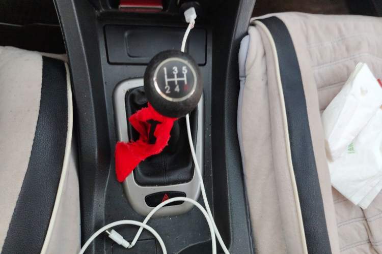 Used BAIC Senova D50 2014 1.5L manual standard version Gear Lever