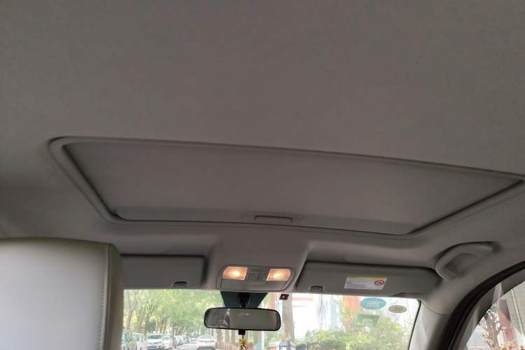 Used BAIC Senova D50 2014 1.5L manual comfort version Headliner