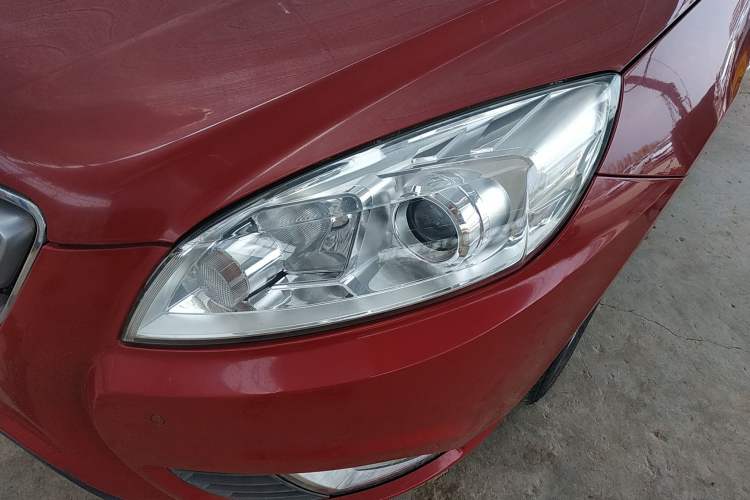 Used BAIC Senova D50 2014 1.5L manual comfort version Left Front Headlight