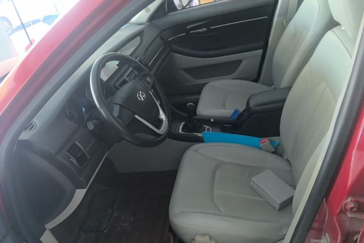 Used BAIC Senova D50 2014 1.5L manual comfort version Left Front Seat