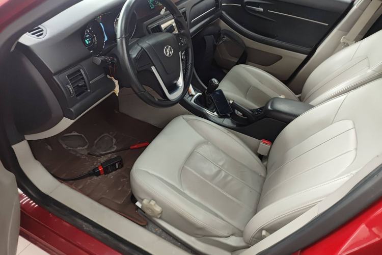 Used BAIC Senova D50 2014 1.5L manual comfort version Left Front Seat