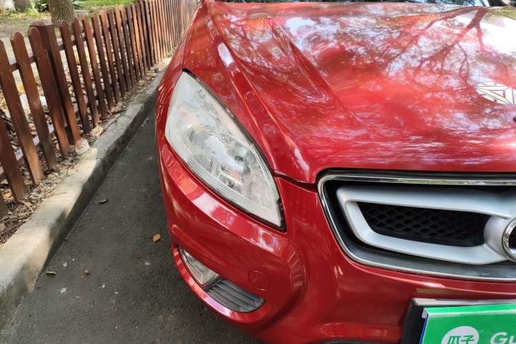Used BAIC Senova D50 2014 1.5L manual comfort version Right Front Headlight