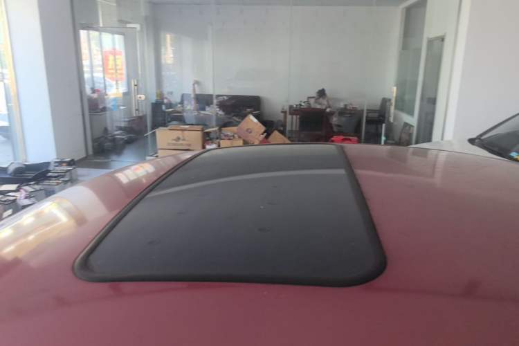 Used BAIC Senova D50 2014 1.5L manual comfort version Roof