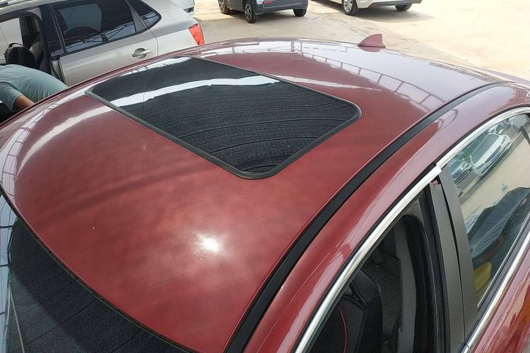 Used BAIC Senova D50 2014 1.5L manual comfort version Roof