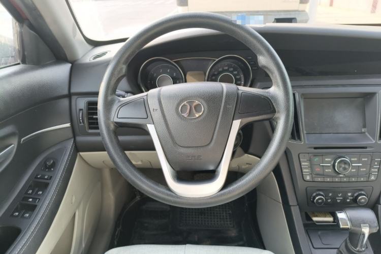 Used BAIC Senova D50 2014 1.5L CVT Standard Edition Steering Wheel