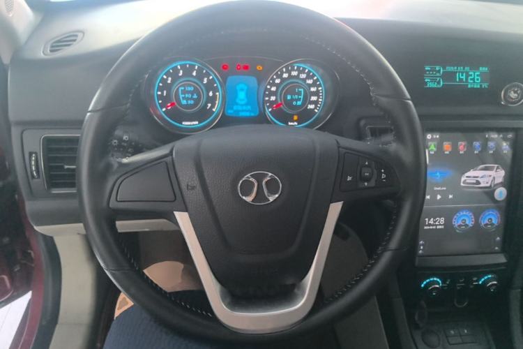 Used BAIC Senova D50 2014 1.5L manual comfort version Steering Wheel