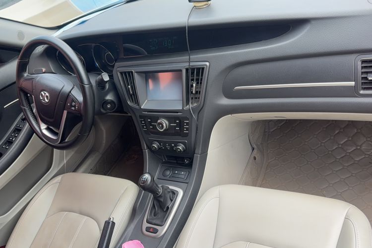 Used BAIC Senova D50 2014 1.5L manual comfort version Audio And AC Panel