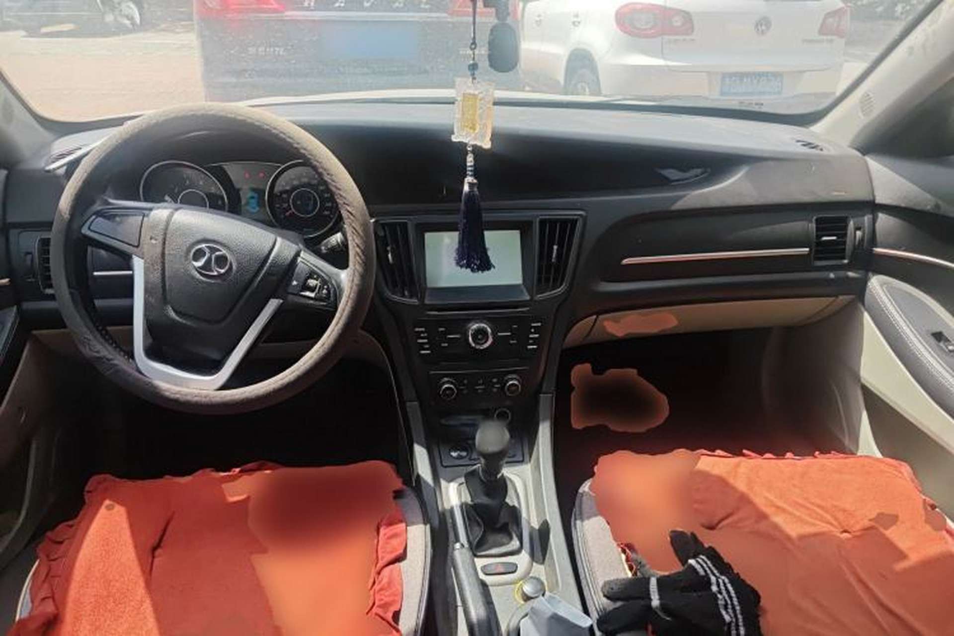 Used BAIC Senova D50 2014 1.5L manual comfort version Center Console