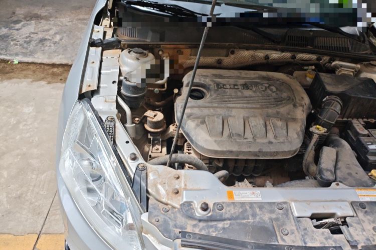 Used BAIC Senova D50 2014 1.5L manual comfort version Engine Bay Right