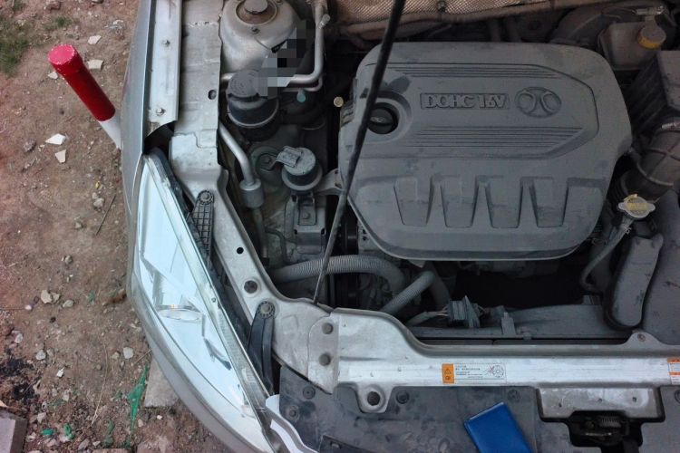 Used BAIC Senova D50 2014 1.5L manual standard version Engine Bay Right