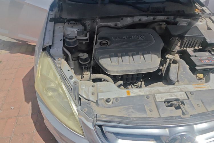 Used BAIC Senova D50 2014 1.5L manual comfort version Engine Bay Right