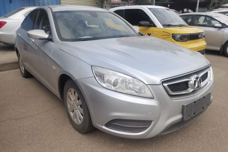 Used BAIC Senova D50 2014 1.5L manual standard version Exterior 2