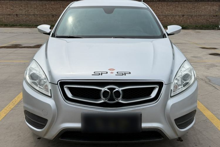 Used BAIC Senova D50 2014 1.5L manual standard version Exterior 2
