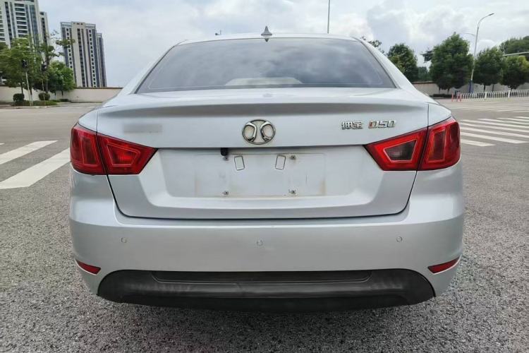 Used BAIC Senova D50 2014 1.5L manual comfort version Exterior 4
