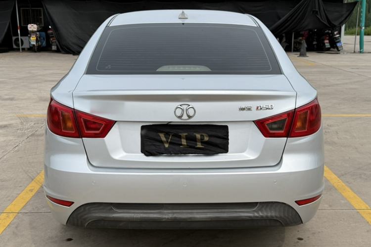 Used BAIC Senova D50 2014 1.5L manual standard version Exterior 6