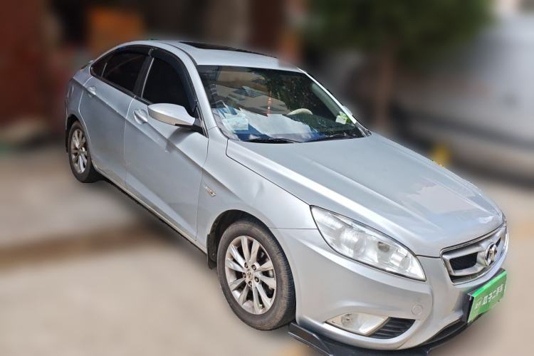 Used BAIC Senova D50 2014 1.5L manual comfort version Front Right 45 Deg